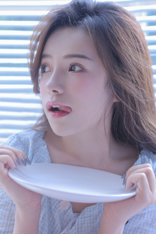 言言荒的视频LVK